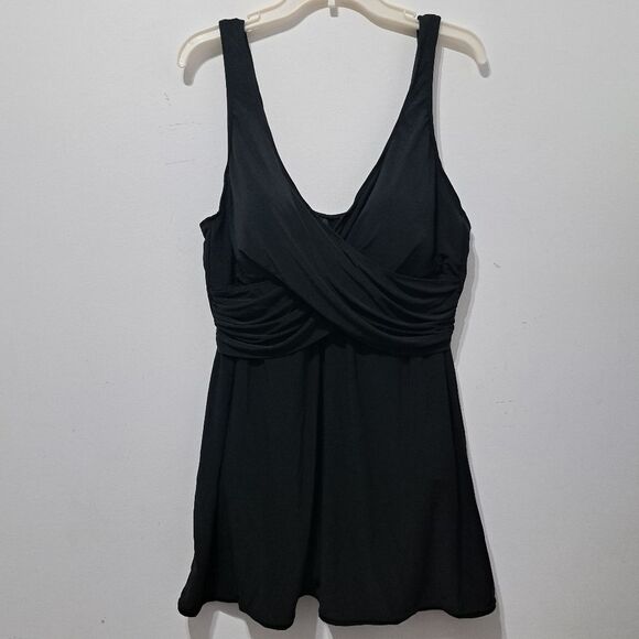 Miraclesuit Plus Size One Piece Swimsuit V-Neck Size 20W Black - Picture 13 of 17